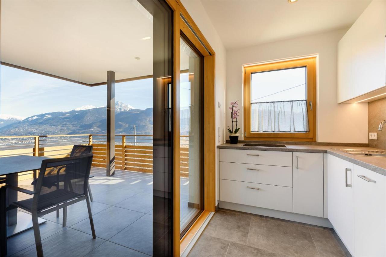 Appartments Jaufenblick Lana Luaran gambar